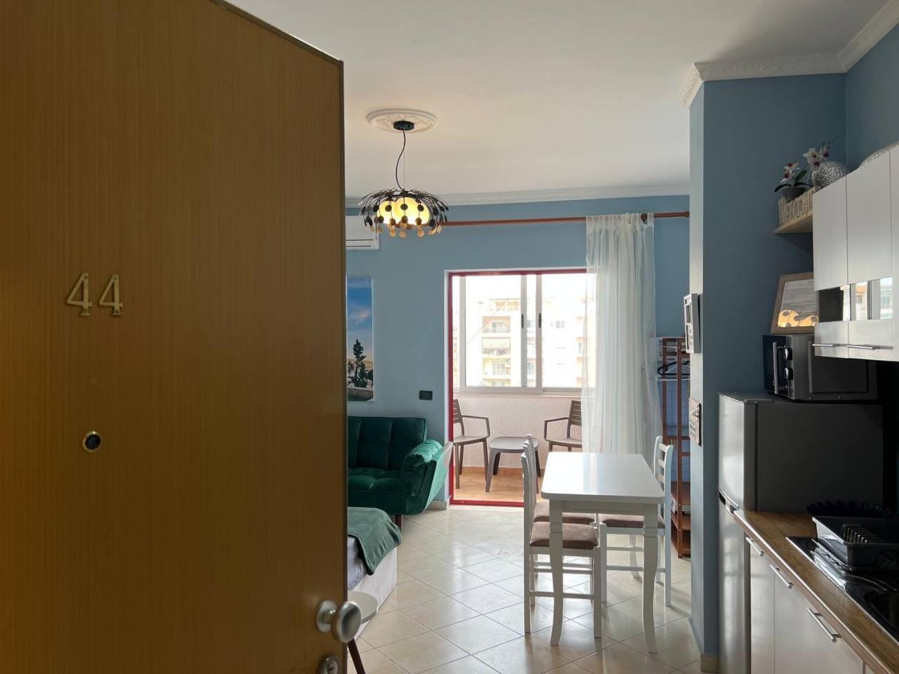 Evelin Apartment Durres Exterior photo